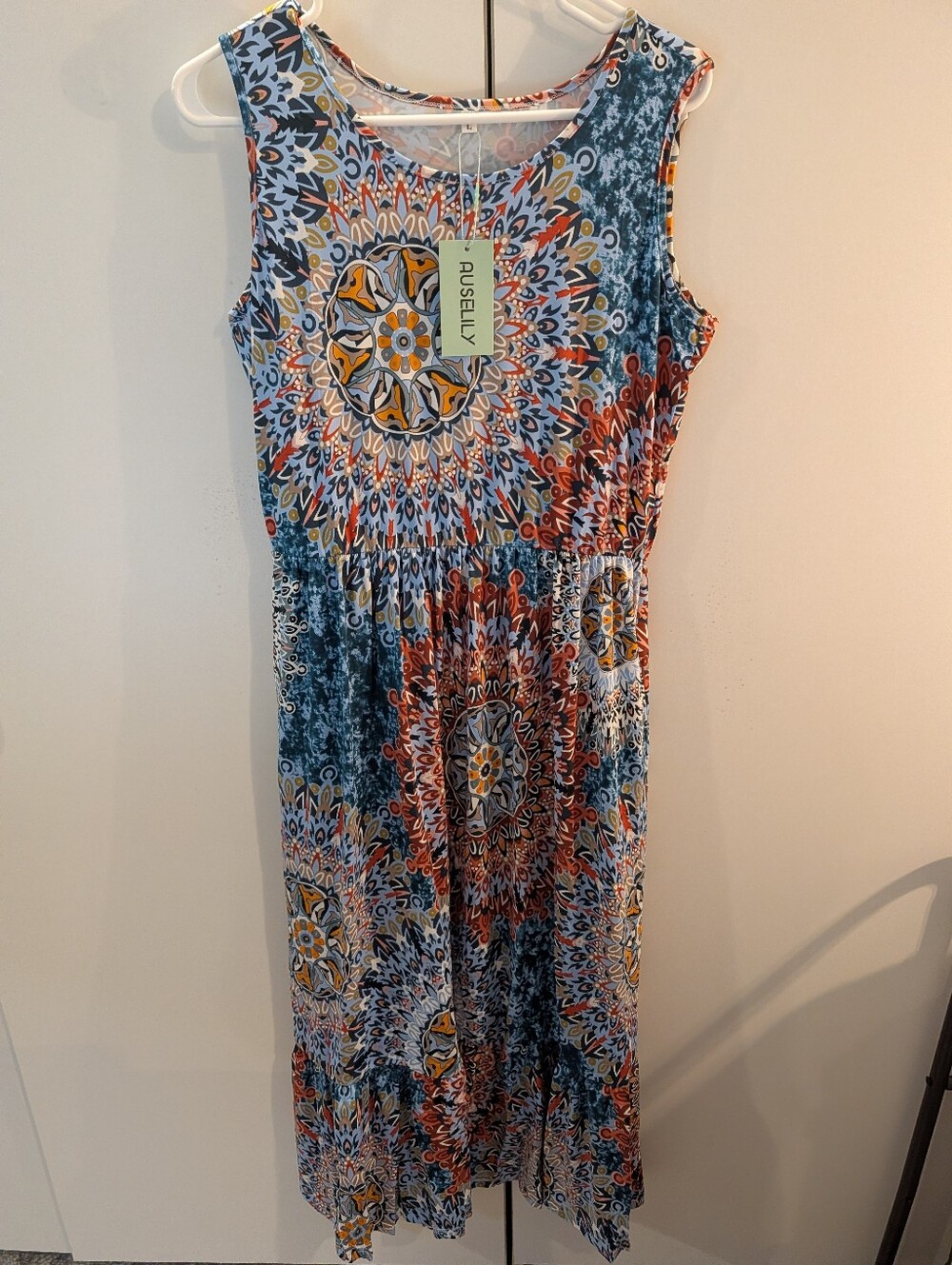 Auselity Woman's Large Paisley Medallion Sleeveless Long Dress in Blue NWT